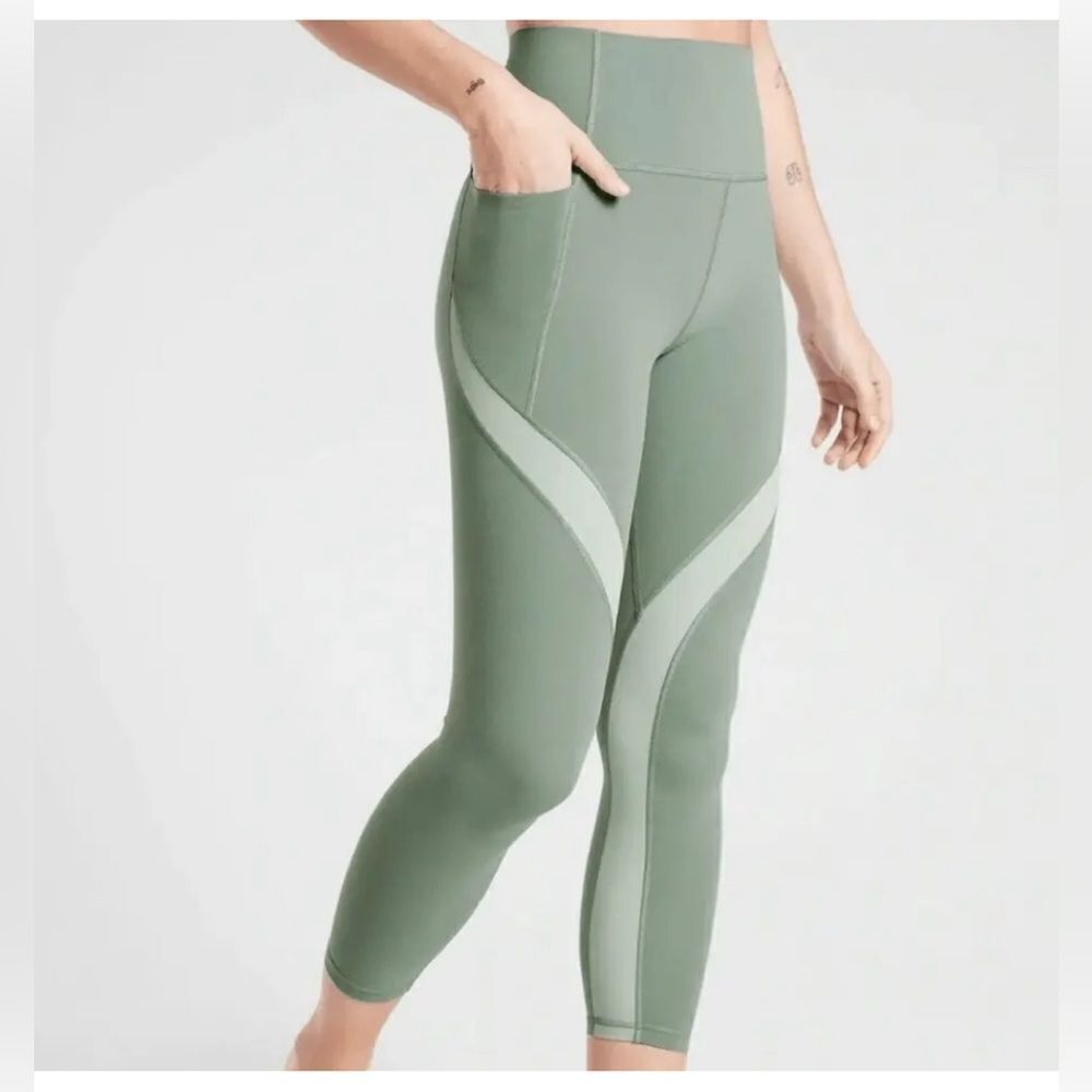 Athleta Sage Green High-Waist Pocket Leggings with Light Green Panels